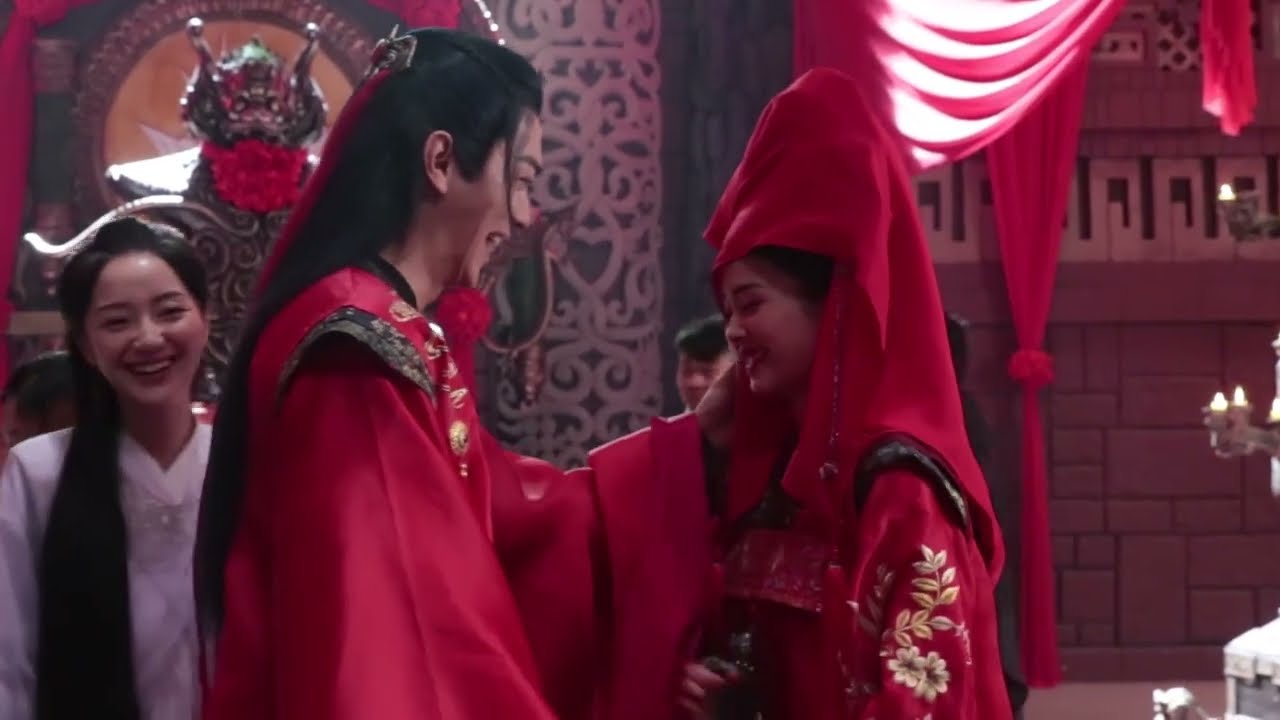 《招摇》花絮：招摇厉尘澜结婚了解一下