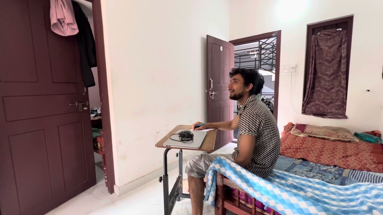 Holi days in Kerala for Bihar guy