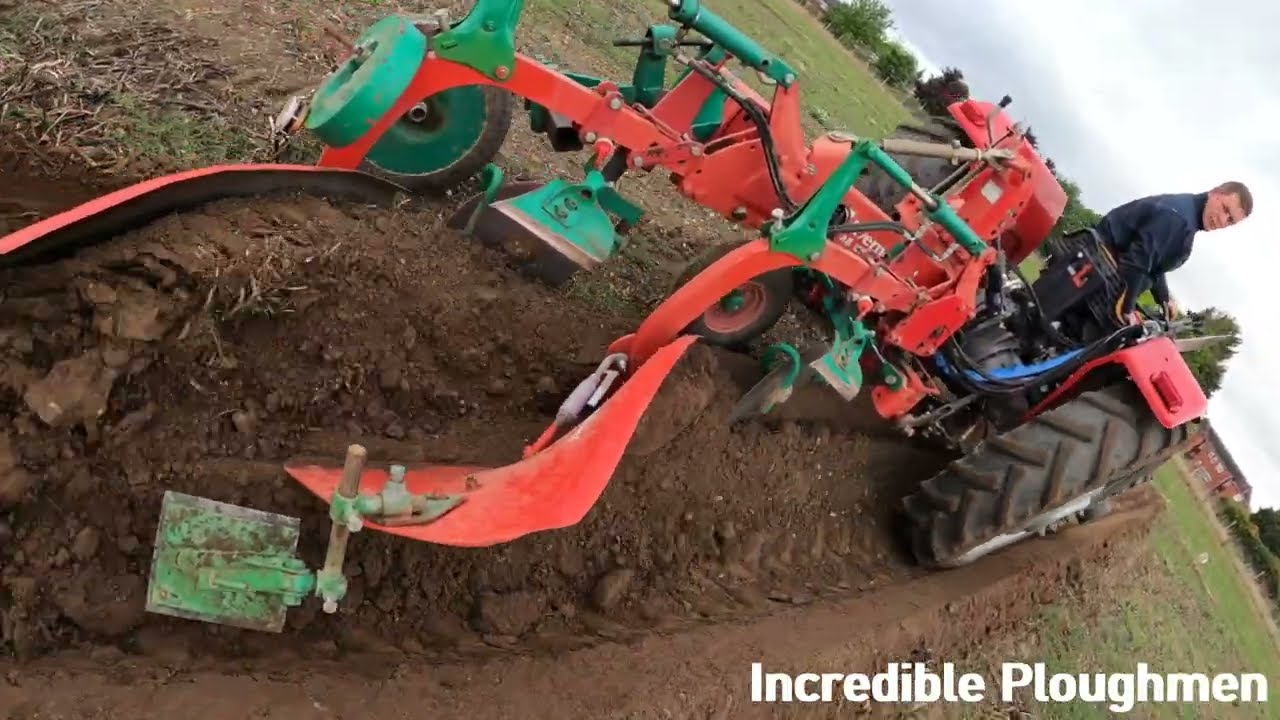 1985 Massey Ferguson 250 2.5 Litre 3-Cyl Diesel Tractor 41 HP Kverneland Royal Forest Ploughing 2025