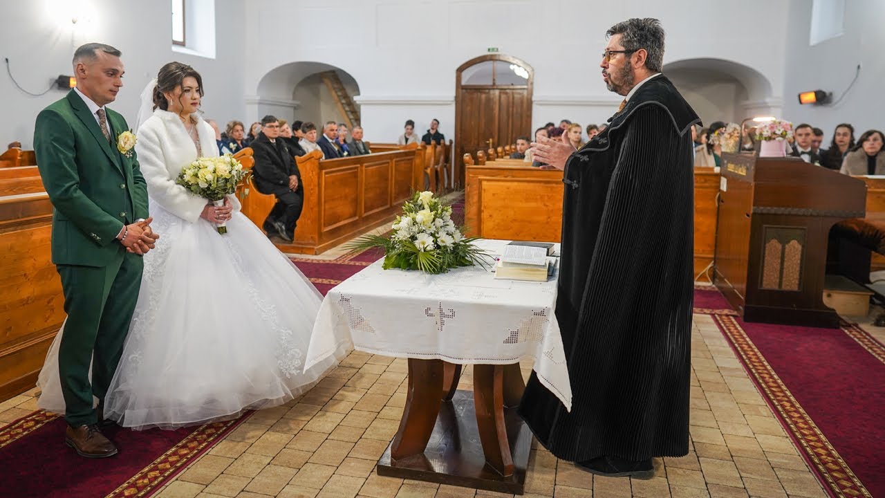 HAJNI &Eacute;S CSABA TEMPLOMI ESK&Uuml;VŐ 🛕