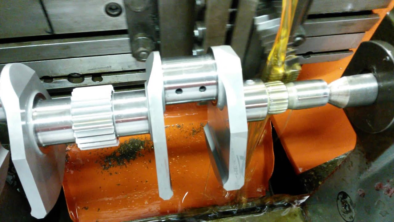 Chauvin: taillage cannelures sur vilebrequin