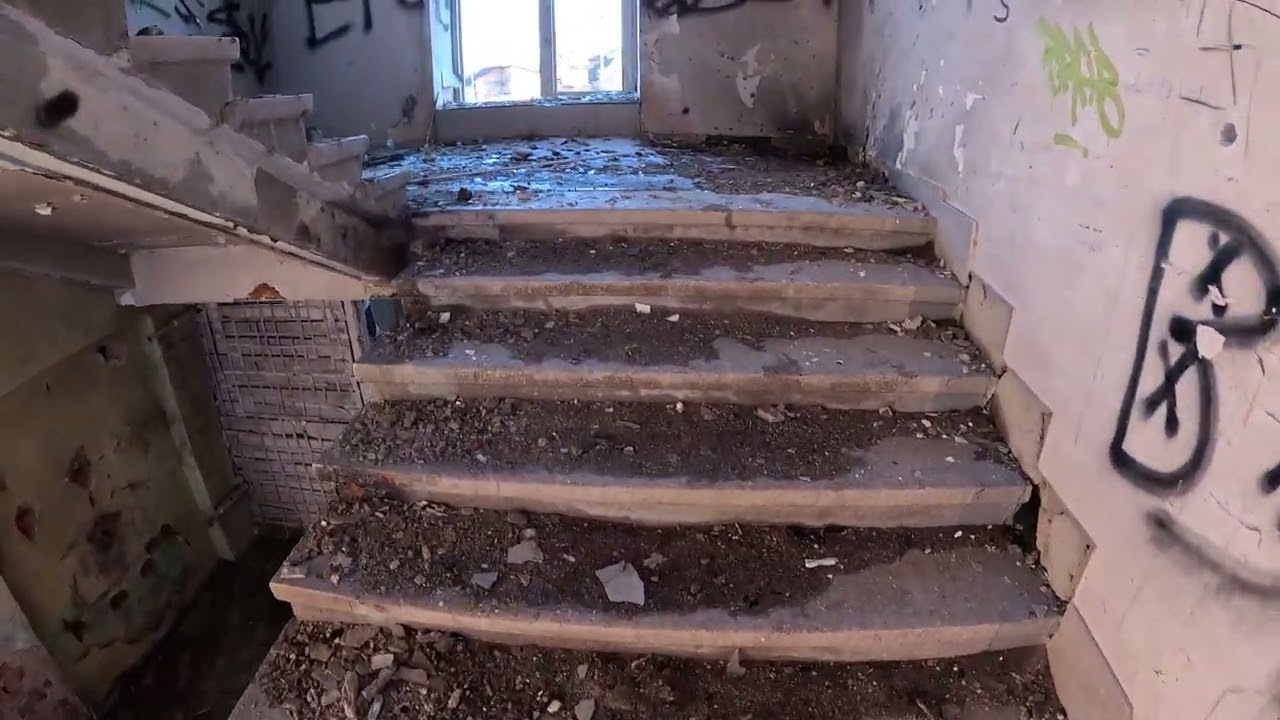 Exploring the Ruins of Kharkiv Specialized School No.134