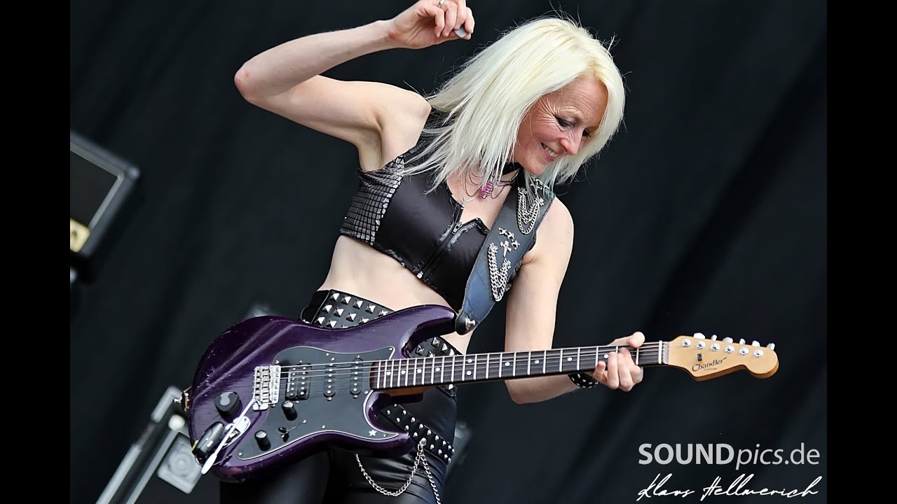 3 MINUTES ONLY #8 - JACKIE CHAMBERS - Guitarist of All Female band GIRLSCHOOL & SYTERIA