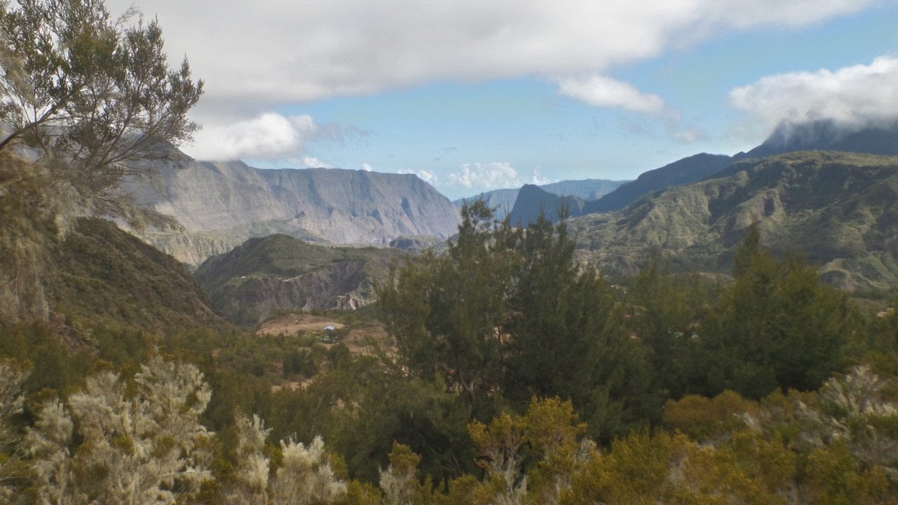 Randonnée à Marla (Mafate) par le Col des Bœufs, vers Cilaos