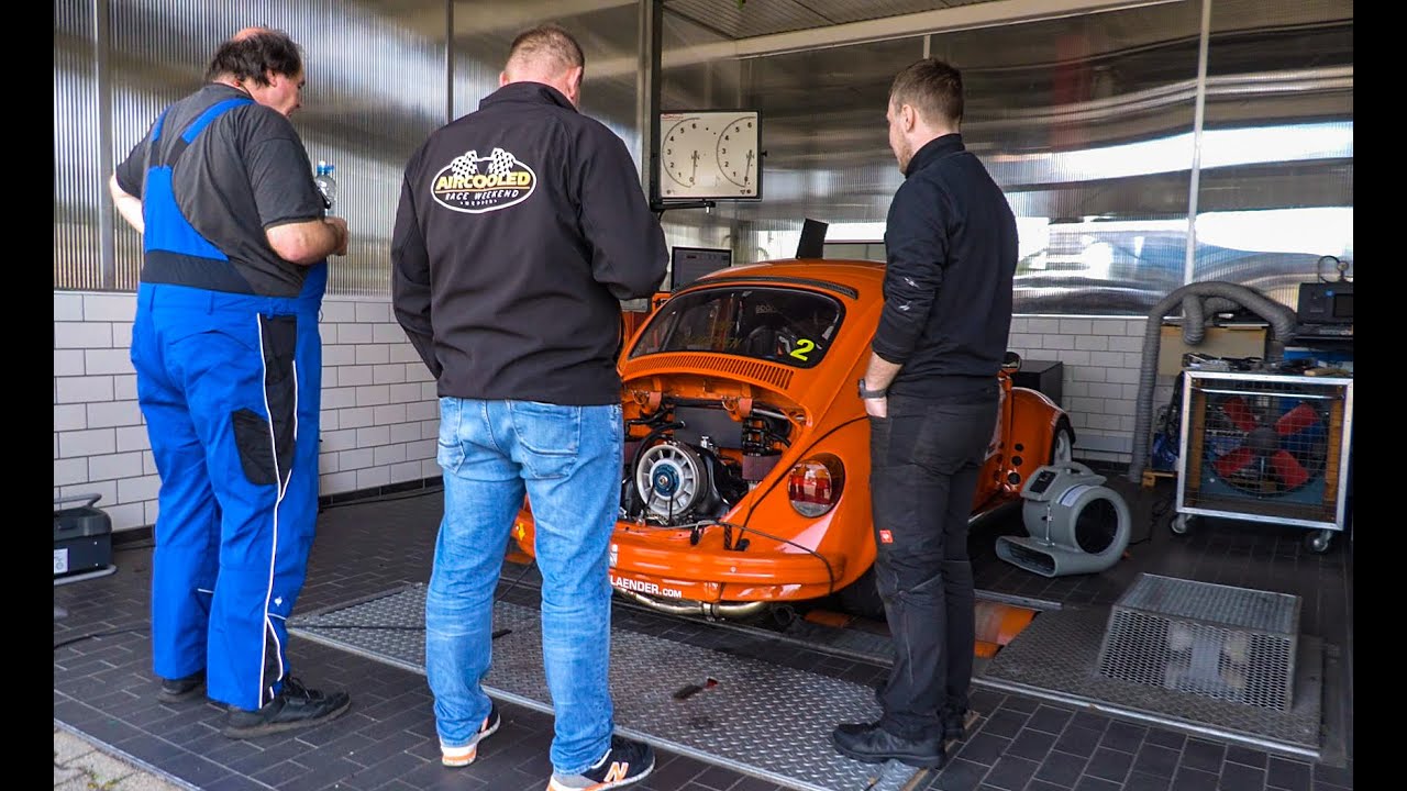 Rauf auf die Rolle! Was bringt der 2,9-Liter-Typ-4-Motor im VW Käfer fürs AIRCOOLED RACE WEEKEND?