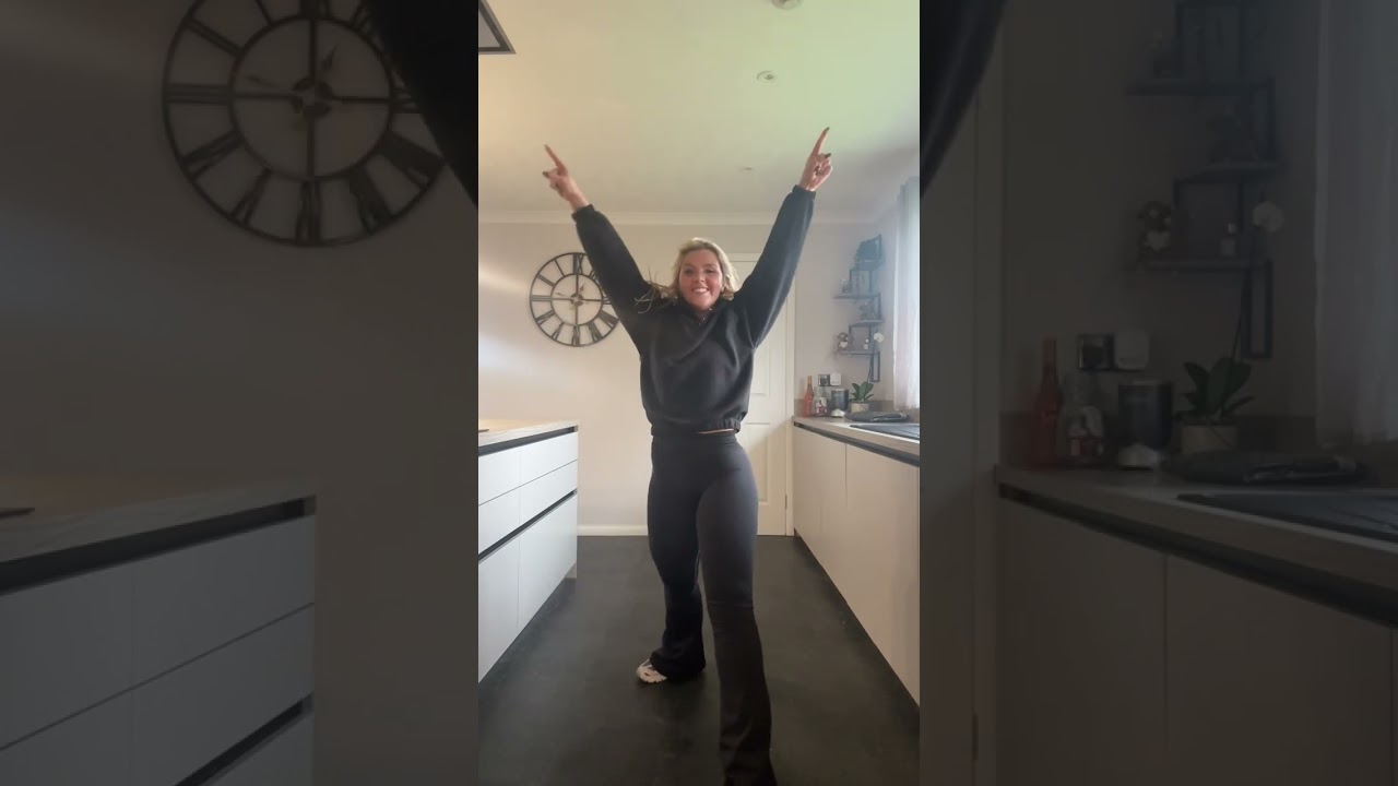 Nursery - Uptown Funk 