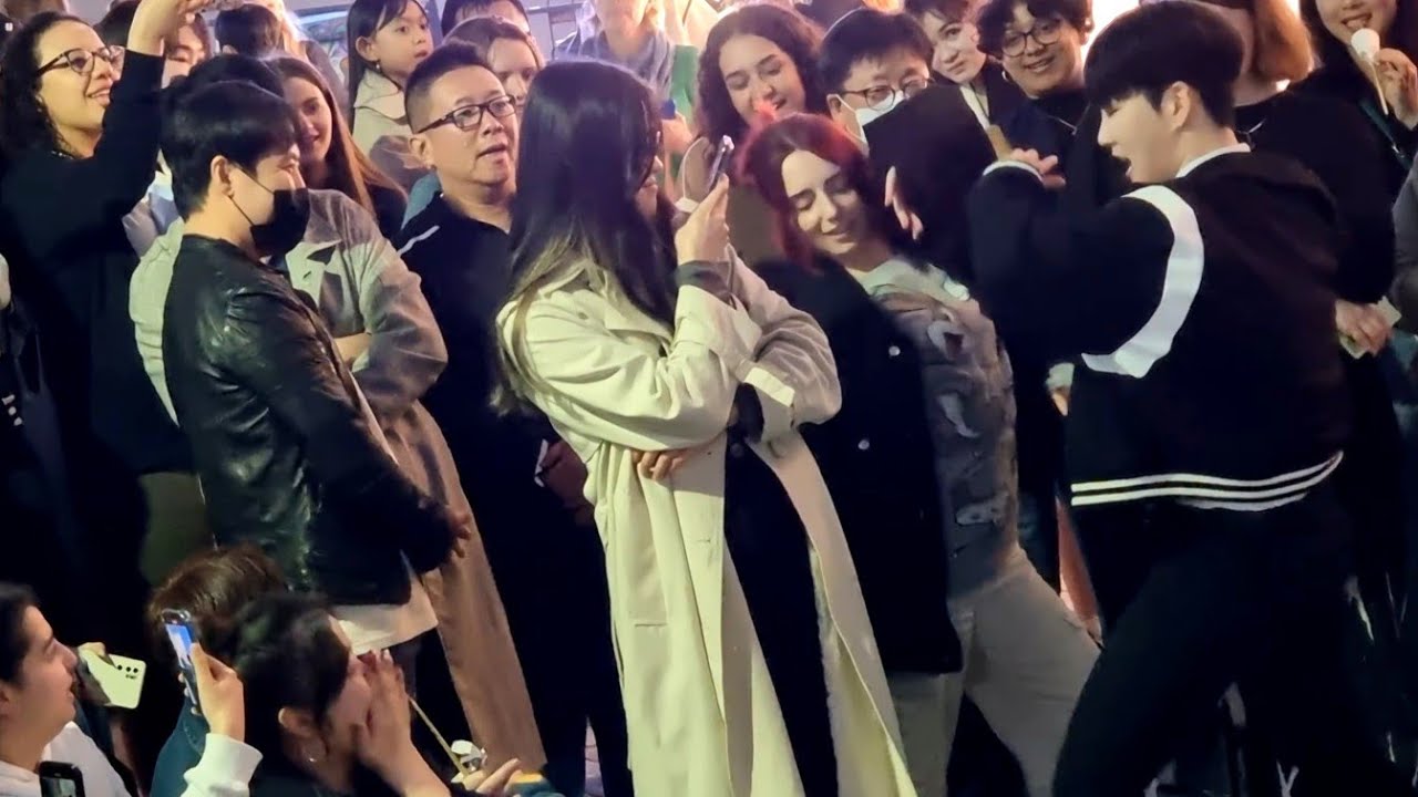 [STREET ARTIST] YU KAGAWA & HYOJIN. WITH ONLOOKER. IMPROMPTU HONGDAE BUSKING (MOVE). 230420.