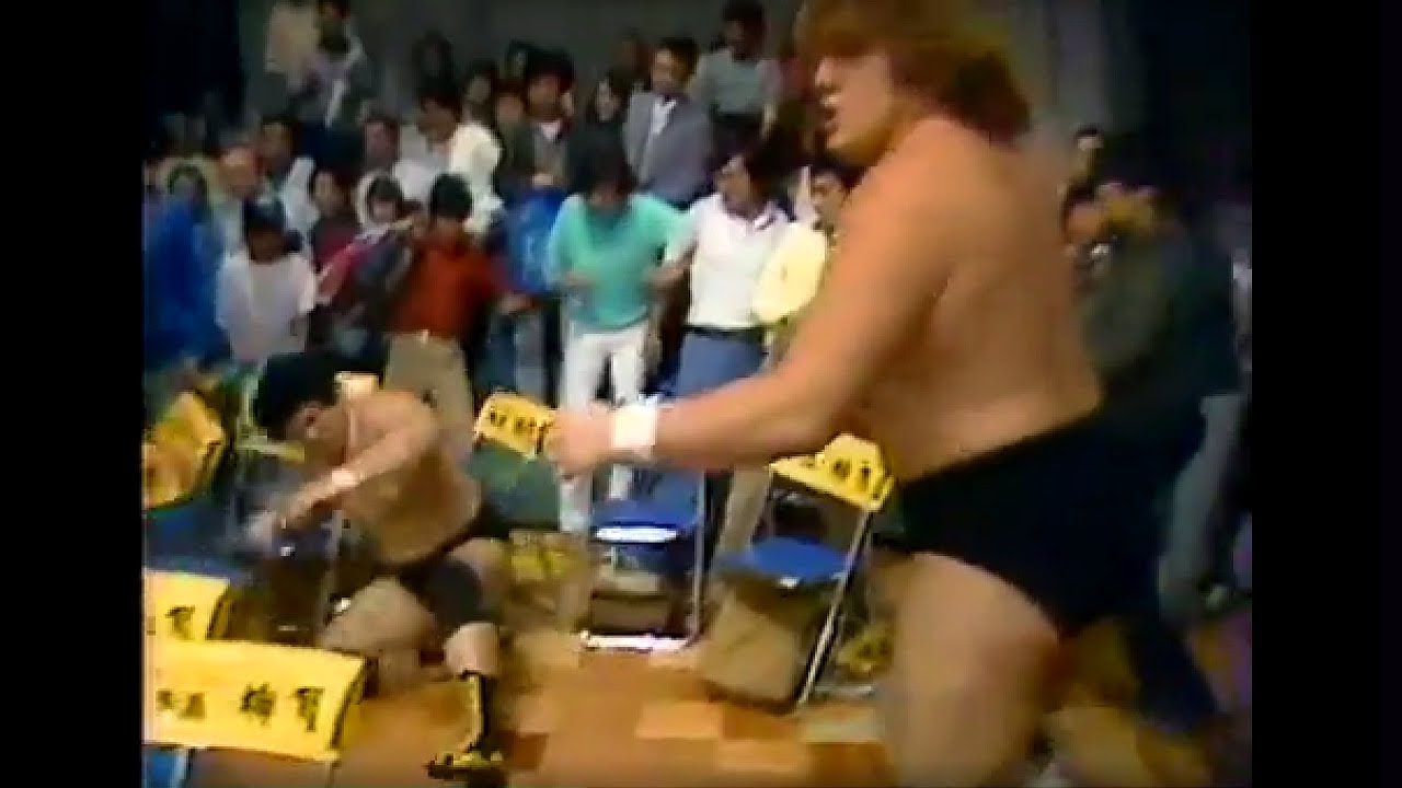 1984 10 09 Tenryu & Tsuruta vs Rick Martel & Terry Gordy