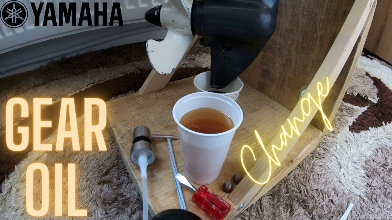 Yamaha 4hp 5hp 6hp outboard engine gear oil change with a liquid soap pump , a straw and tape 4K