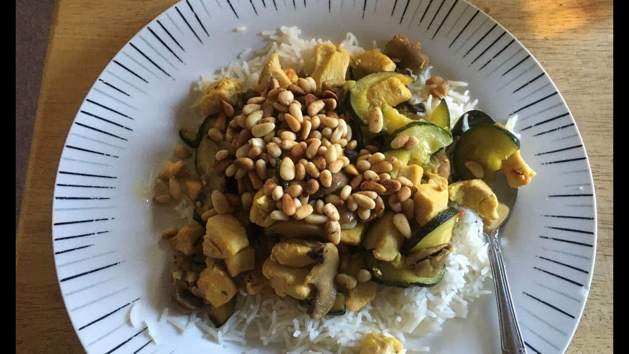 Chicken with Mushrooms and Pine Nuts