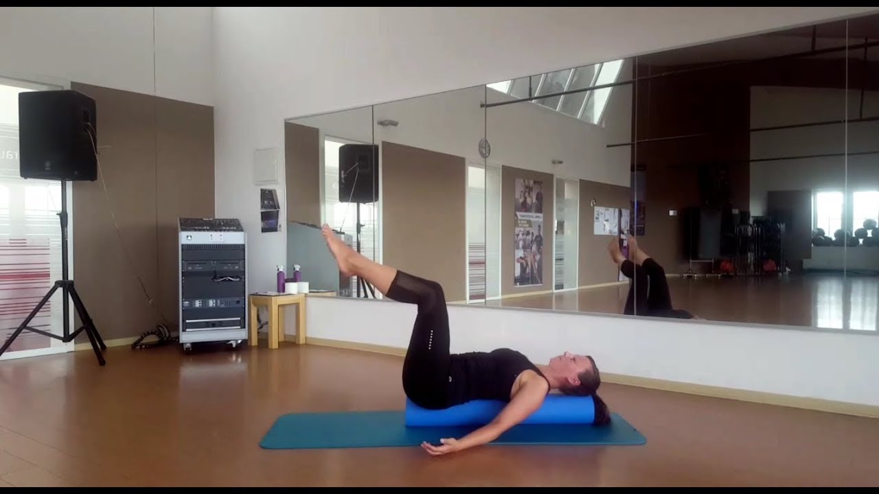Pilates mit der Rolle Ganzkörper