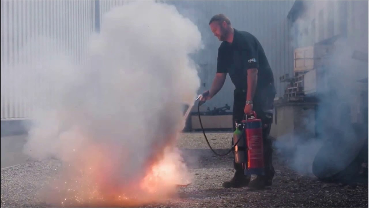 Class D HNE Cold Metal 10 Extinguisher