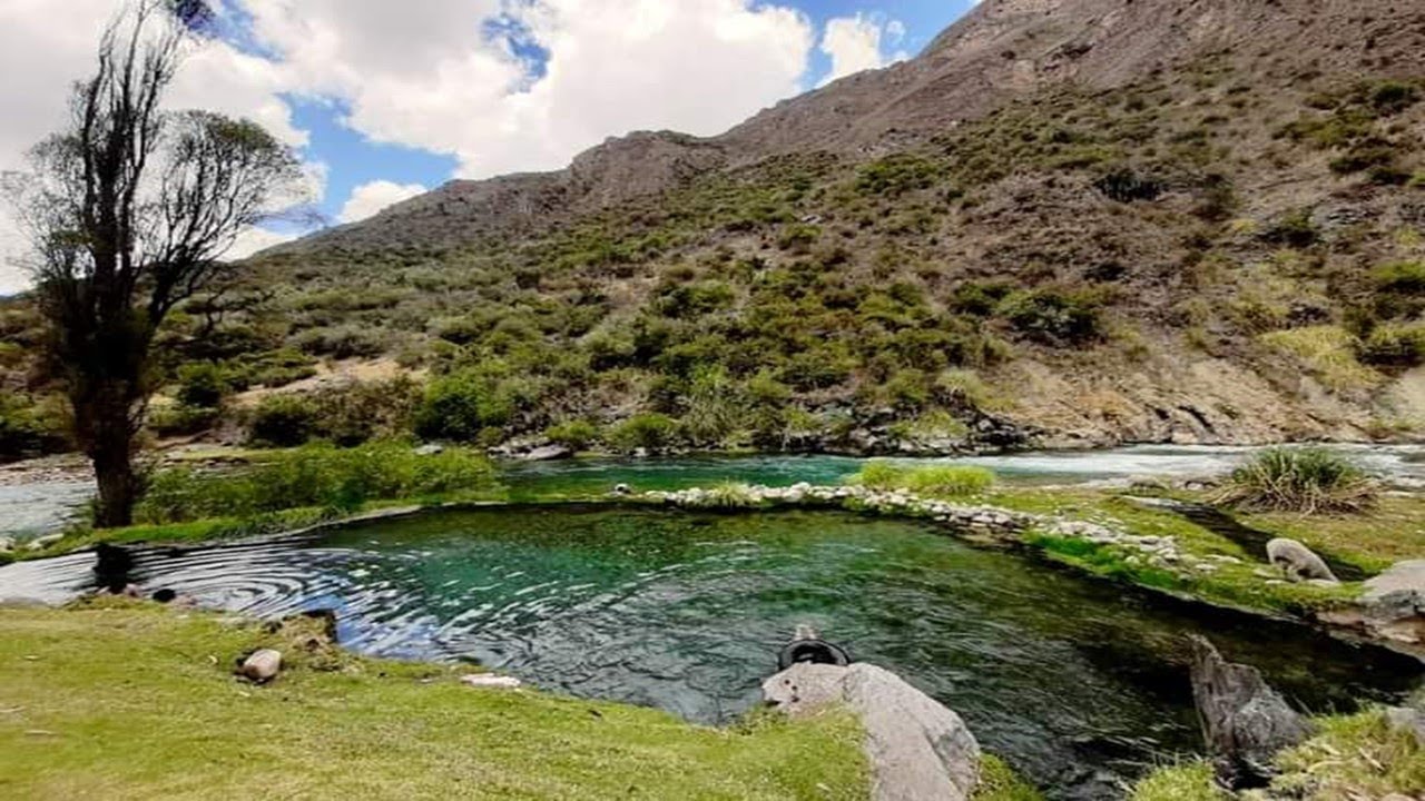 AGUAS TERMALES DE AYHUICHA - VILCA - HUANCAVELICA - PERU