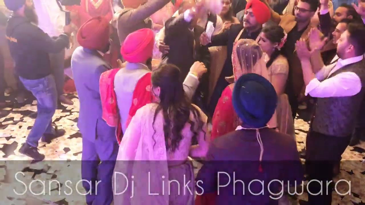 Best Couple Dance 2020 | Punjabi Wedding | Sansar Dj Links | Top Dj In Punjab | Best Crowd In Dance