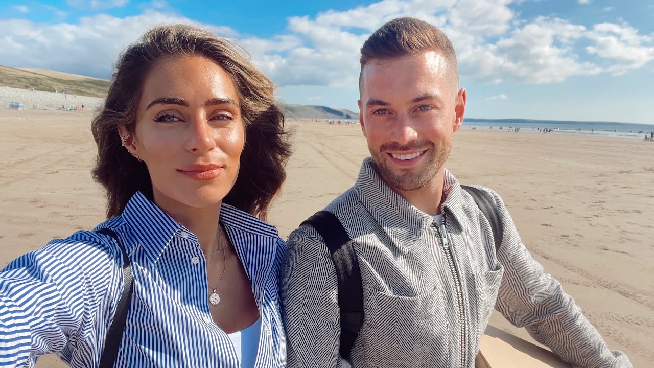 ACHIEVING GOALS, AUTUMN OUTFITS & A TEST DRIVING A NEW CAR | Lydia Elise Millen