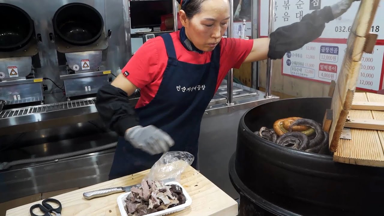 Лучшая корейская колбаса - мороженое с фруктами / Korean Street Food