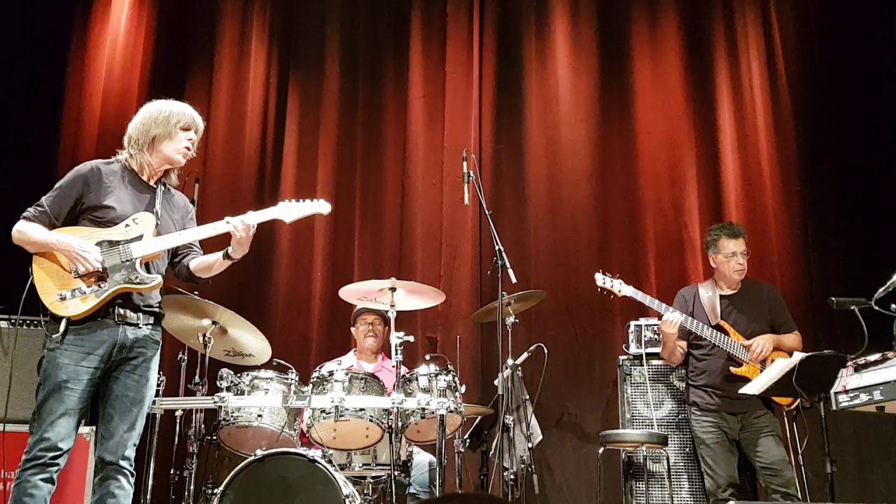Mike Stern & Jeff Lorber Fusion Band