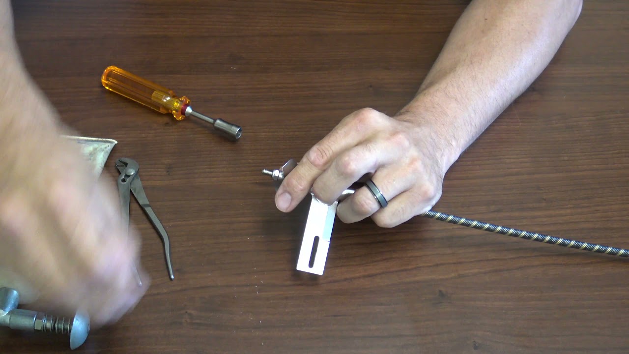 From the Tech Desk: How to grease the flex shaft in the Pro Boat Blackjack 42.