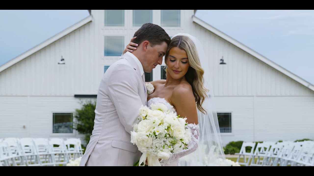 A Floral Dream West Texas Wedding | Riley + Sterling