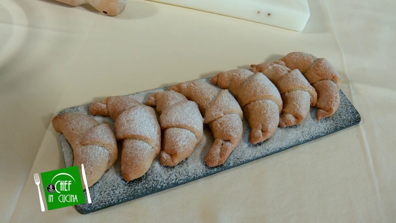Chef in Cucina - Cornetti senza glutine