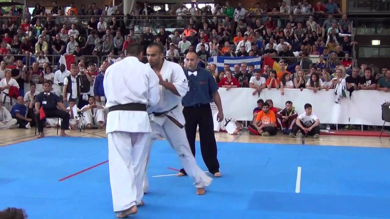 29 EC, 1/2 +90 Zahari Damyanov (Bulgaria) - Djema Belkhodja (France)