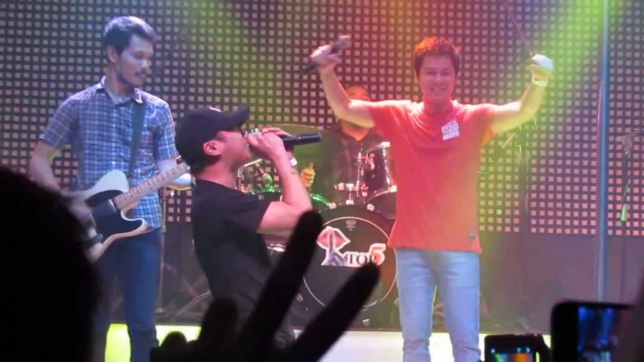 Sandwich Live in Singapore - Laklak (with Chito Miranda and Vinci Montaner)
