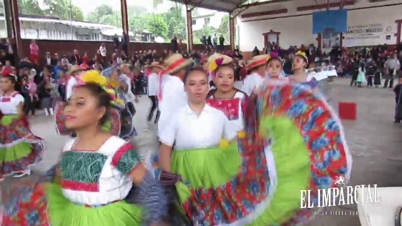 ARTEMIO HERNÁNDEZ GARRIDO CUMPLE CON FAMILIAS DE ZEMPOALA CHICONCUAUTLA