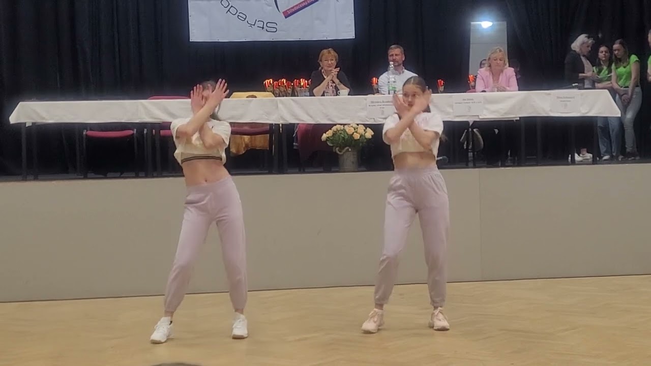 Despacito - Cheer Dance Team 11-18 let