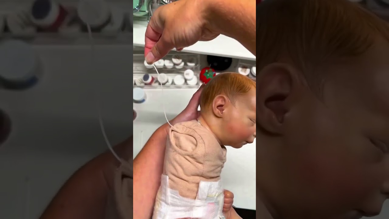 Jak ponownie przymocować kończynę do lalki Reborn Baby! 🤕 #rebornbaby #doll #shorts