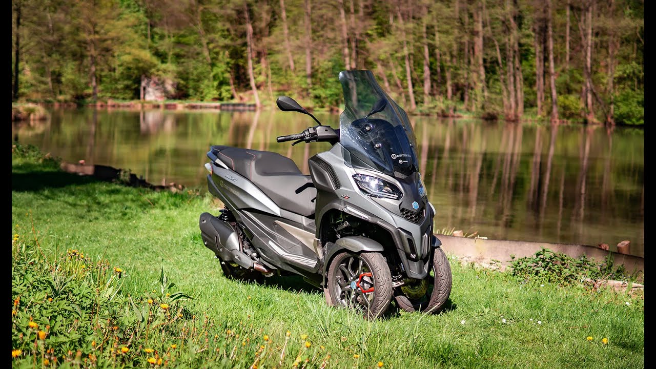 Piaggio MP3 z našeho pohledu – tříkolka, co vás rozhodně překvapí!