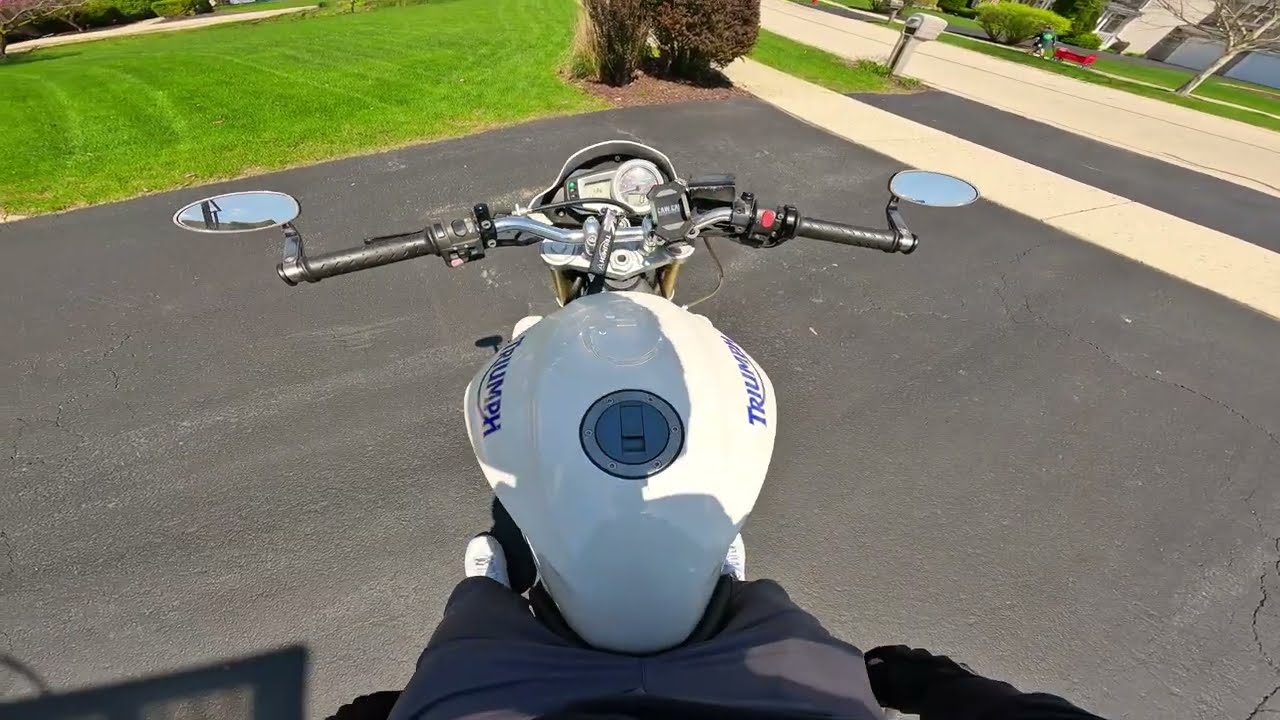 Riding a Used Triumph Street Triple 675... Is This My Next Bike?