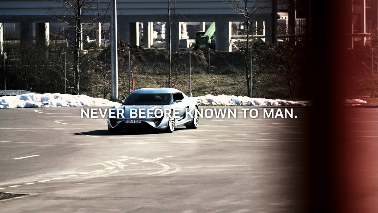 QUANT with nanoFlowcell® driving in Zurich/Switzerland in public traffic.