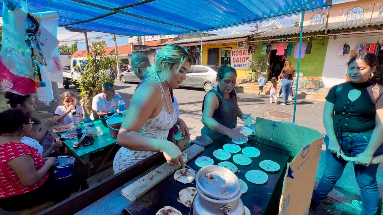 FUIMOS A LAS PUPUSAS MÁS VIRALES DE APOPA 😋