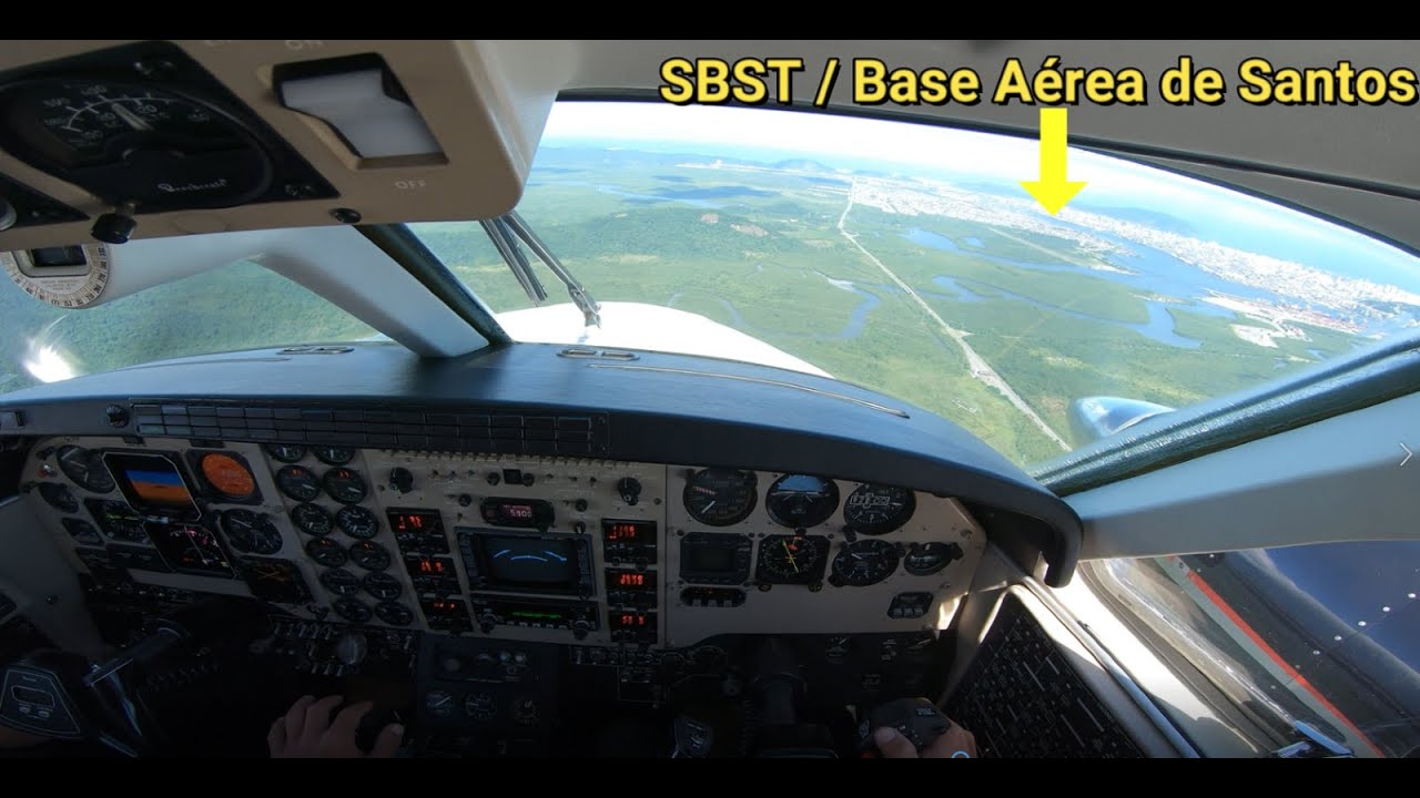 Voo do Campo de Marte até a Base Aérea de Santos / avião King Air C90B