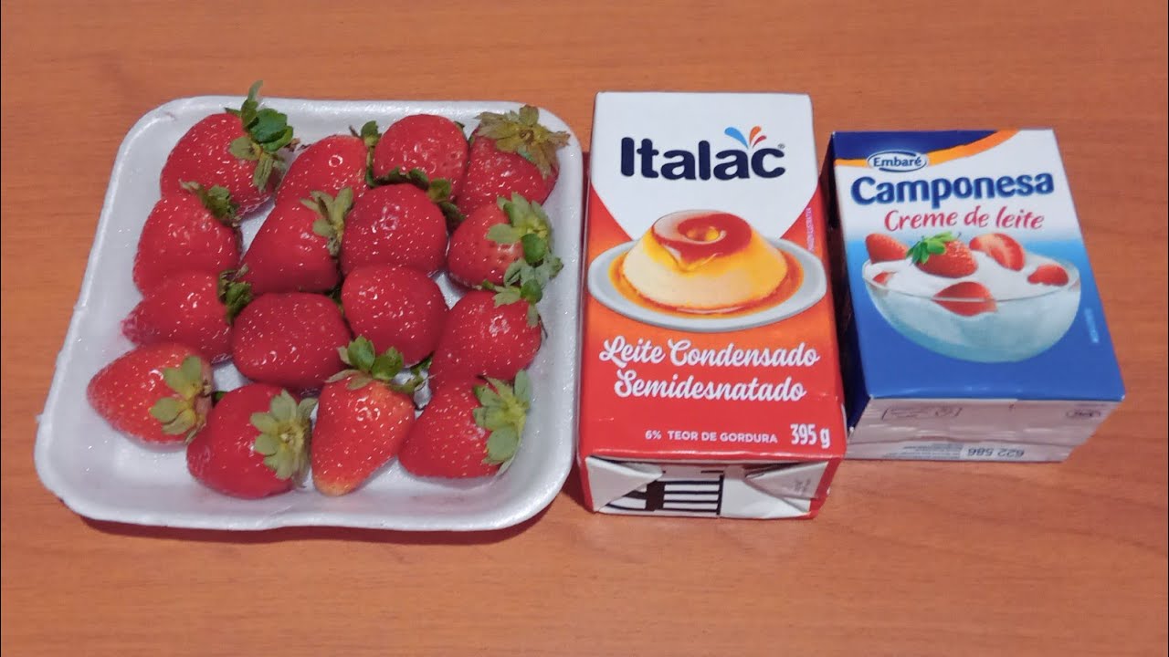 O verdadeiro mousse de morango natural da fruta