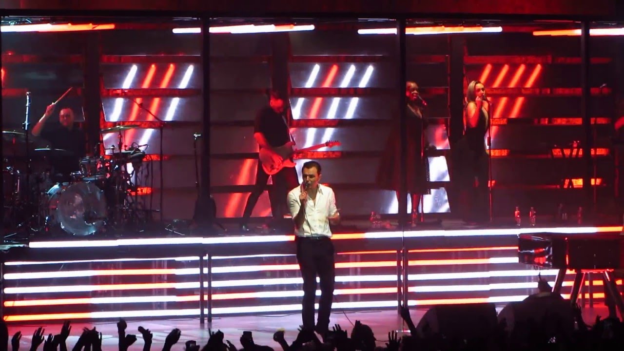 HURTS 12.03.2016 Minsk HD live Affair - Rolling Stone - Lights