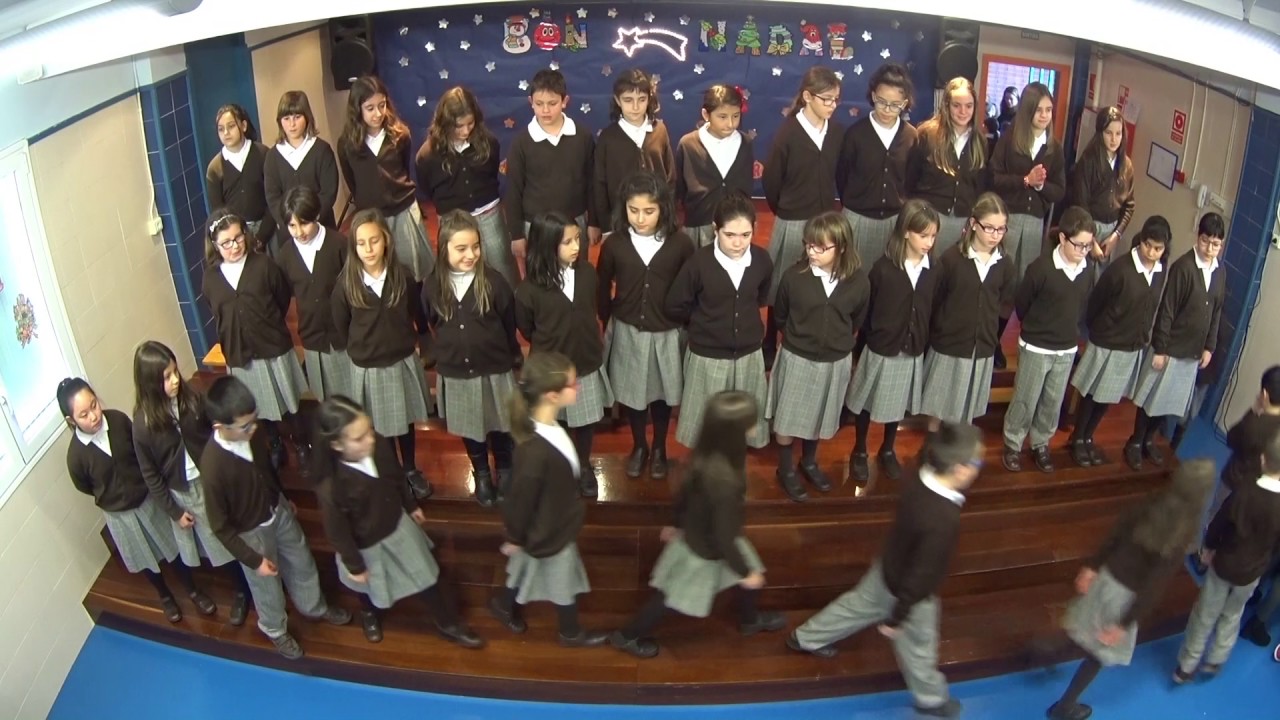 Festival de Nadal. Curs 16 - 17 Alumnes de 3r i 4t d'E.P.