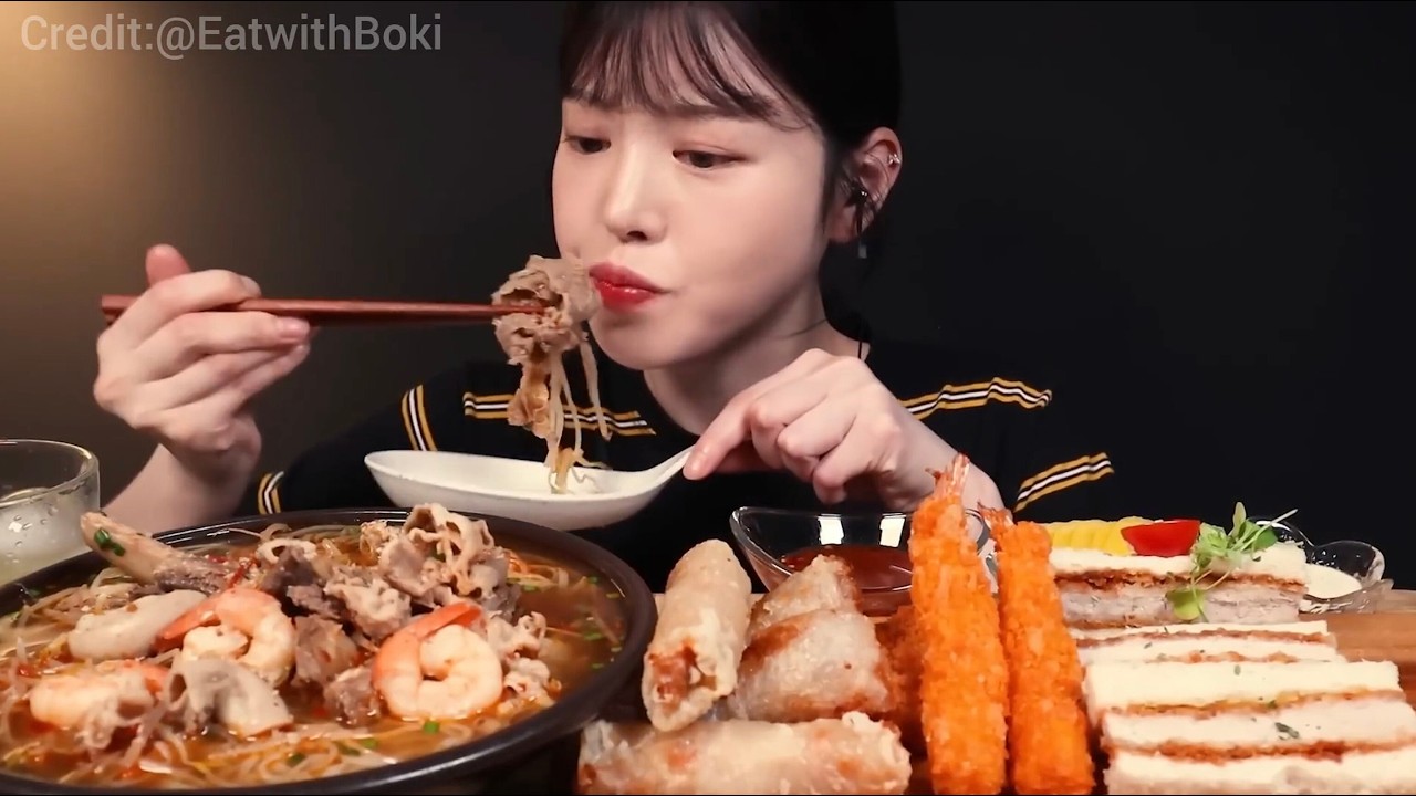 Mukbang spicy rice noodle beef loin gopchang rib & shrimp big bites asmr 92