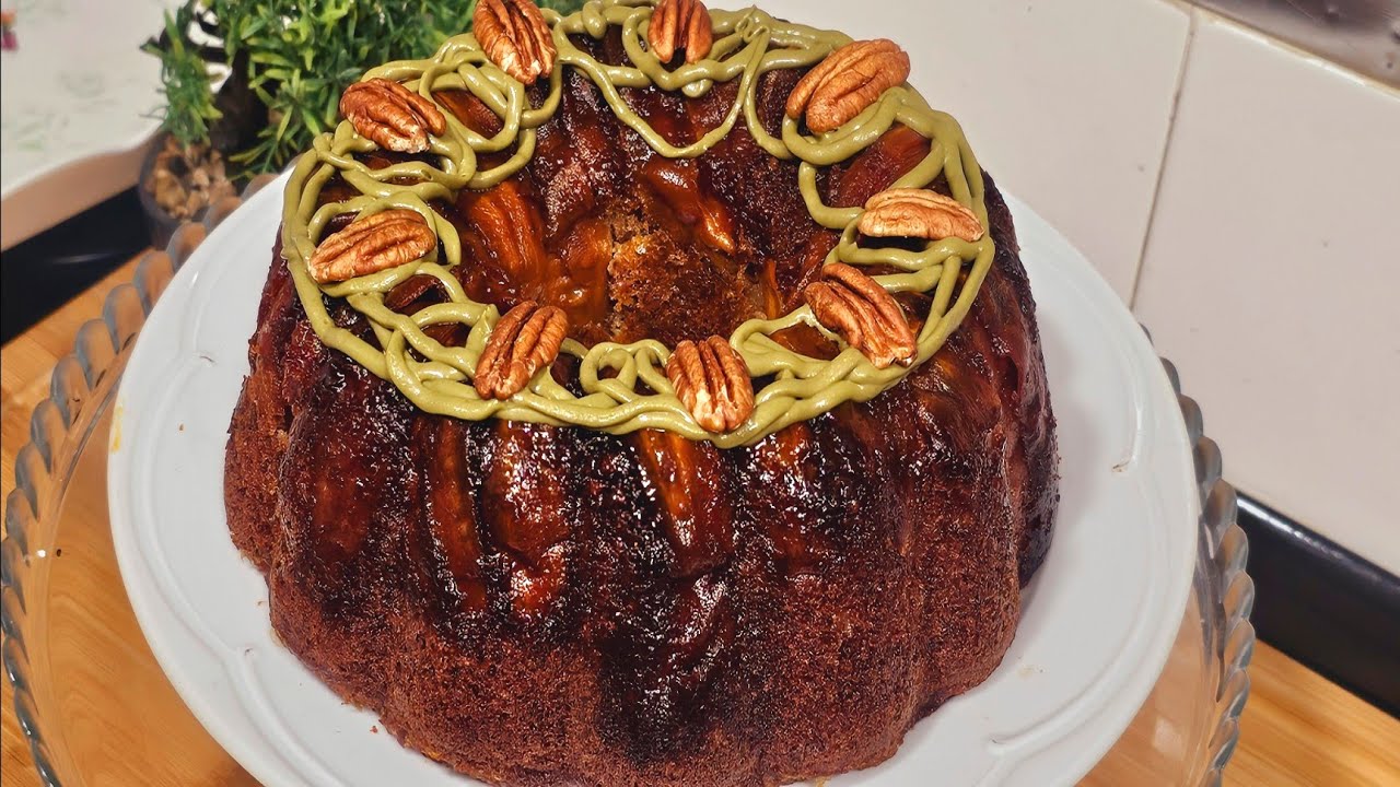 كيكة ملكية معلكة 👌 بالفواكه الجافة والجزر 😋رائعة بين كيك والبودين😉