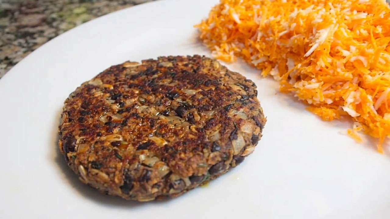 Hamburguesas de Porotos Negros, en minutos, para tener en el freezer siempre!