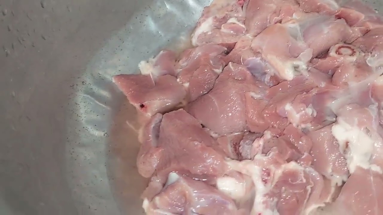 Jinsi Ya Kuchemsha nyama ya mbuzi ||Boiling Goat meat 🍖