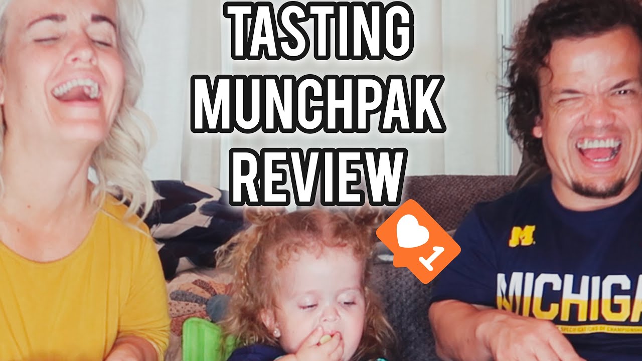 Munchpak Tasting Review with Penny & Bourn Vlog 192