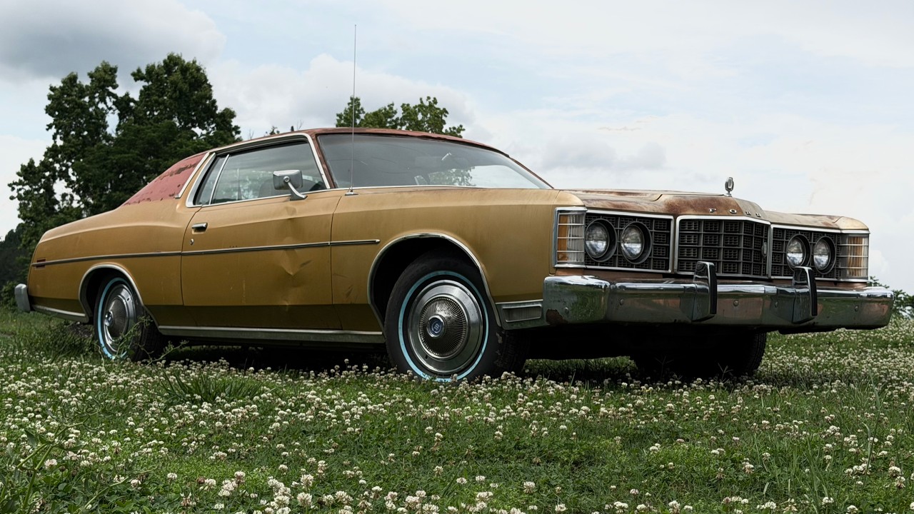1973 Ford LTD | Smoking 429 | No Commentary