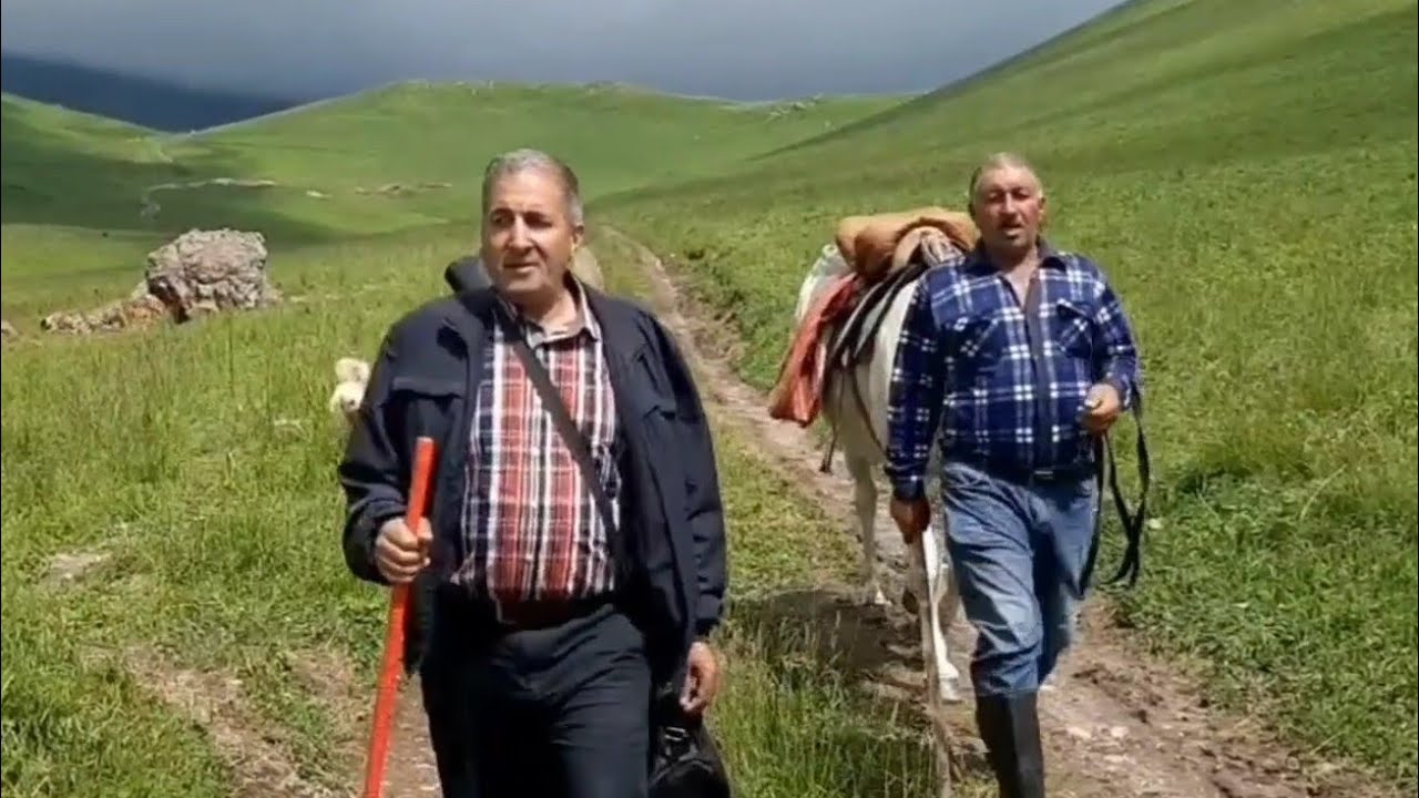 Aşıq Şakir 31 İldən Sonra Qardaşları İlə Birlikdə  Yenidən Kəlbəcər Rayonunun Alçalı Kəndinə Getdi