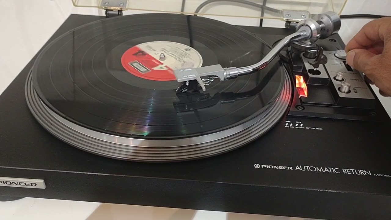 Pioneer PL 516X Belt drive turntable