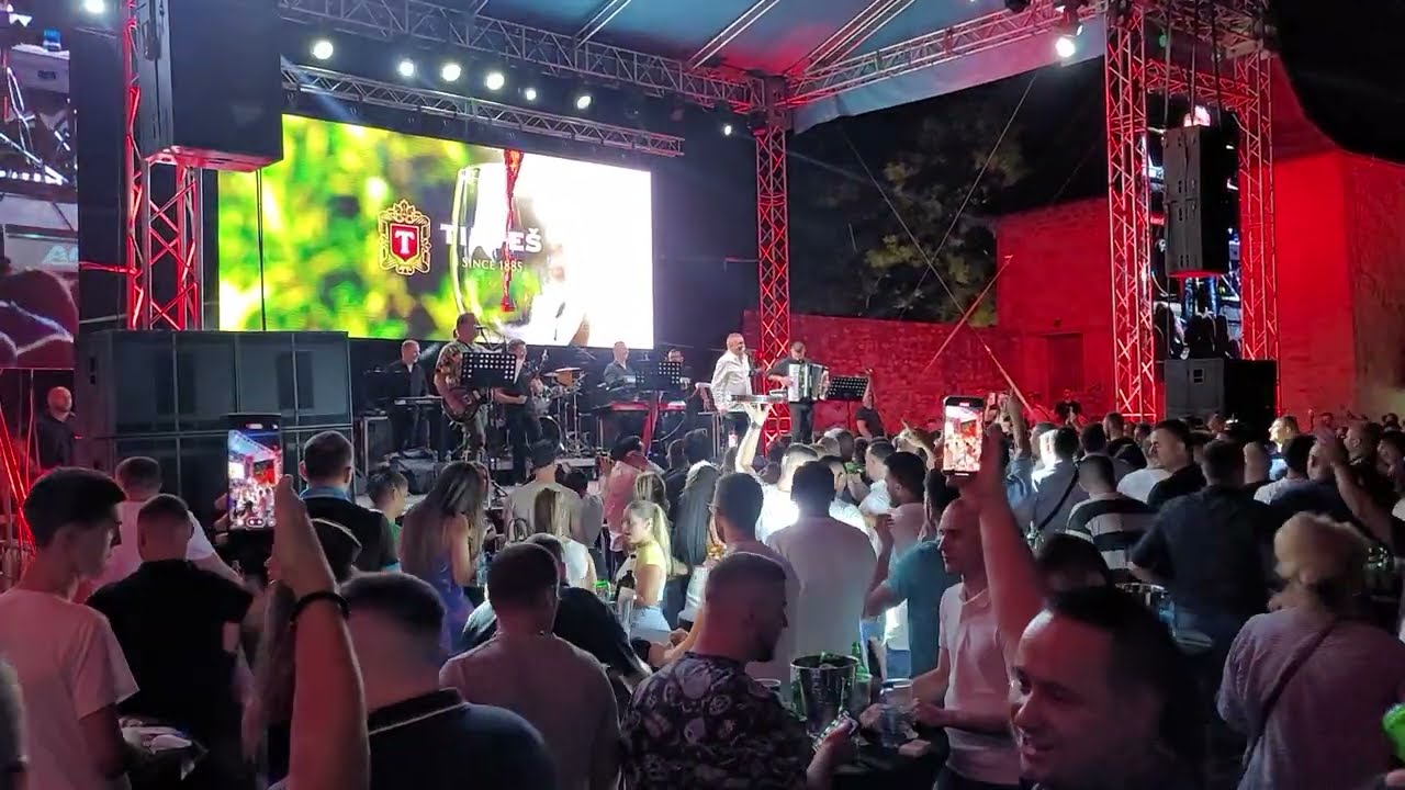 Arija nebeska, Baja Mali Knindža, Kastel, Banja Luka