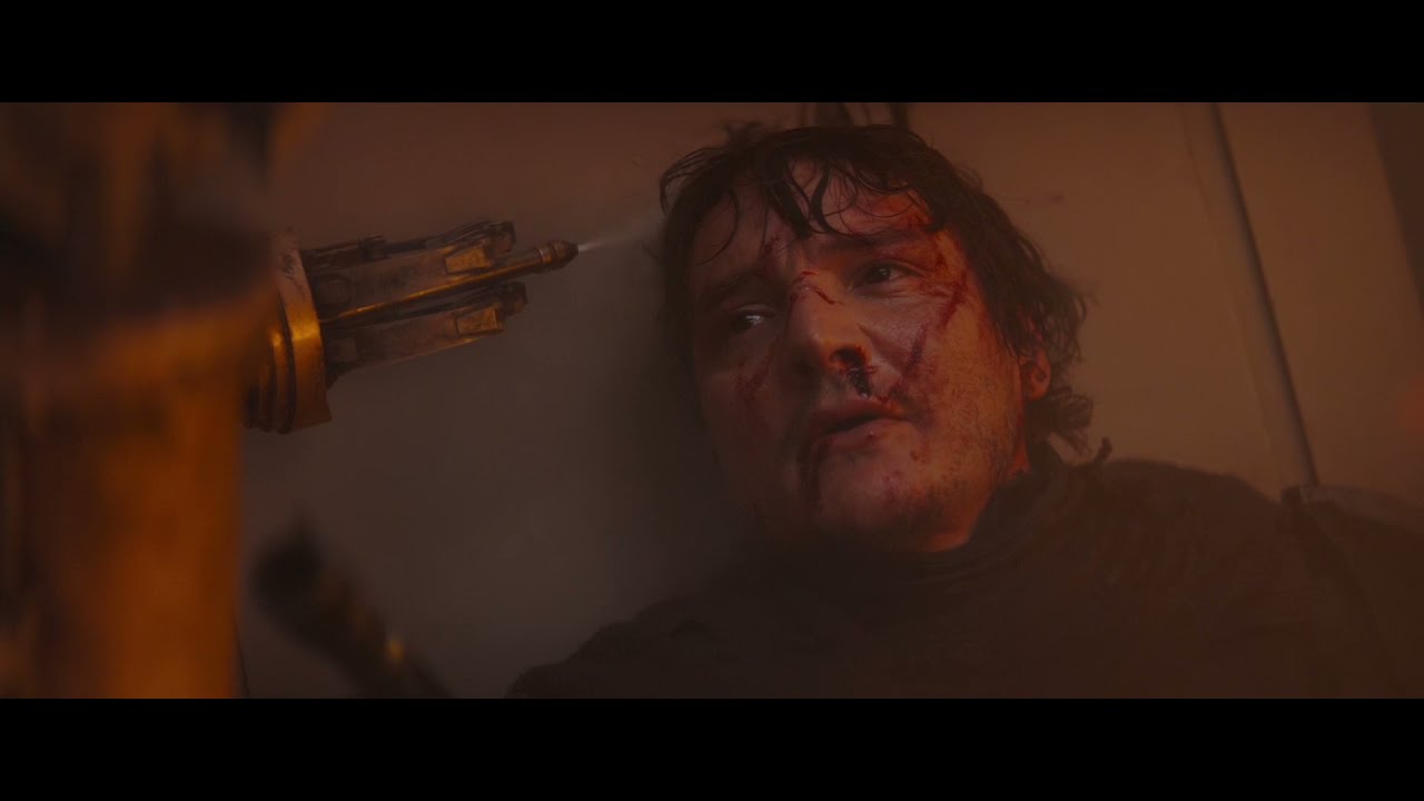 Mando show his face to IG-11 - The Mandalorian Season One (2019)