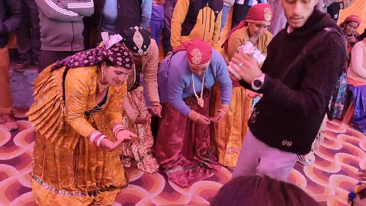 परम्परिक रासो निर्त्य जौनसारी 