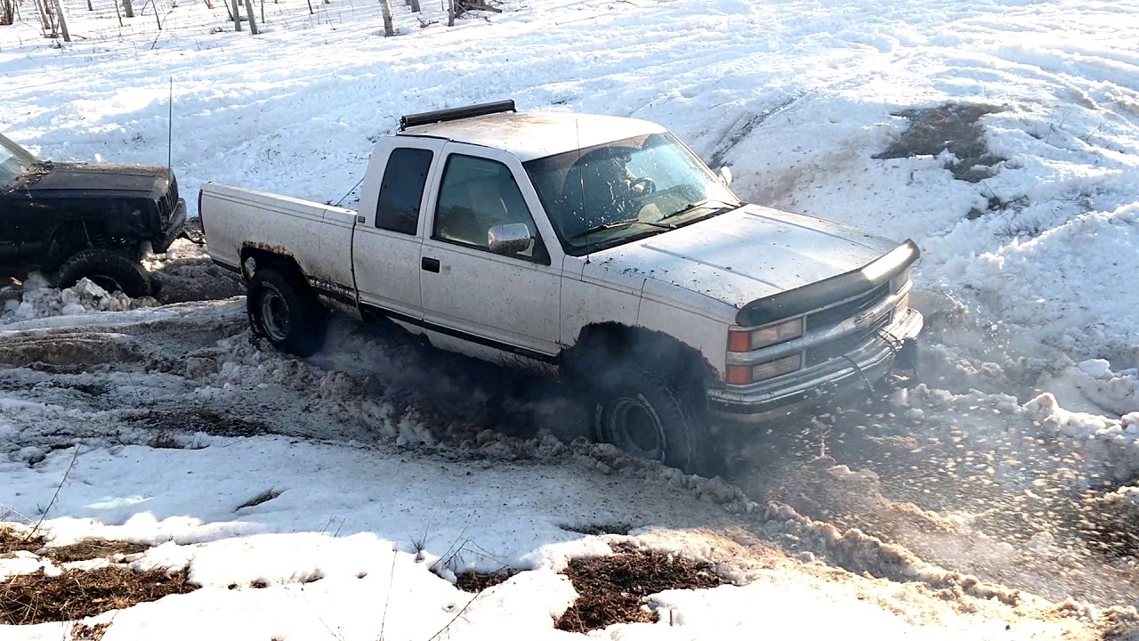 1994 Chevy Silverado K-1500 snow Wheeling