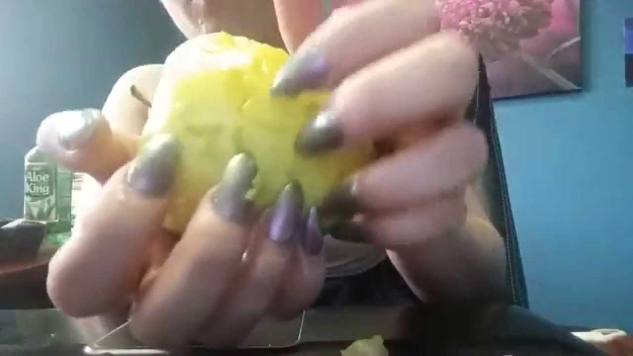 *ASMR * Destroying apple *Long nails *